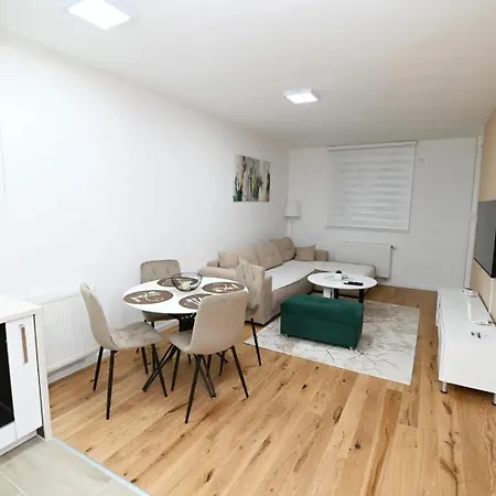 Tara Apartment