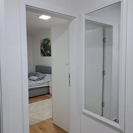 Apartment Tara *